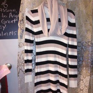 Long sweater with scarf